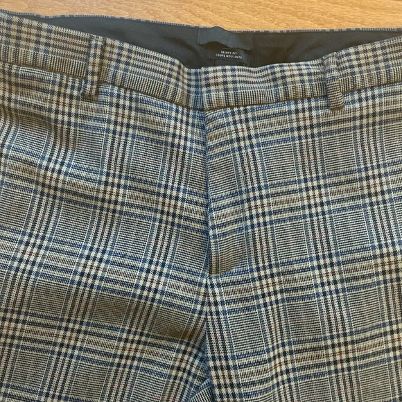 H&M Brown Plaid Skinny Pants. EUC. 33x30 or 33x32. See measurements in pictures - Picture 2 of 5